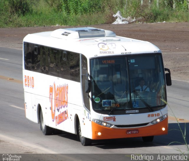 Venus Turística 2810 na cidade de Conselheiro Lafaiete, Minas Gerais, Brasil, por Rodrigo  Aparecido. Número da foto: #5868690.