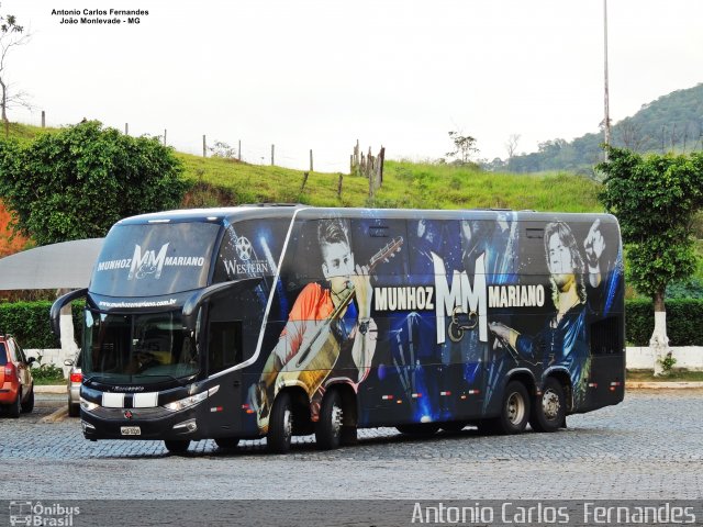 Munhoz & Mariano 9339 na cidade de João Monlevade, Minas Gerais, Brasil, por Antonio Carlos Fernandes. Número da foto: #5872828.