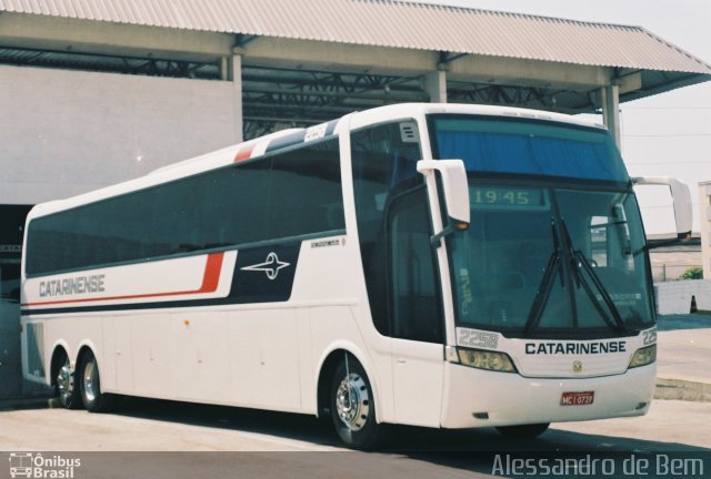 Auto Viação Catarinense 2258 na cidade de São Paulo, São Paulo, Brasil, por Alessandro de Bem Barros. ID da foto: 5872979.