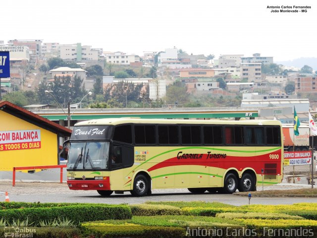 Gabriela Turismo 9800 na cidade de João Monlevade, Minas Gerais, Brasil, por Antonio Carlos Fernandes. ID da foto: 5872812.