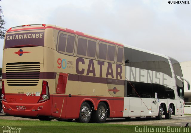 Auto Viação Catarinense 3727 na cidade de Curitiba, Paraná, Brasil, por Guilherme Bomfim. ID da foto: 5879673.