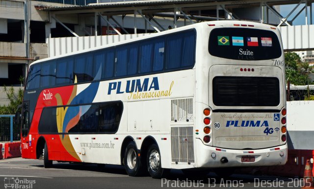 Pluma Conforto e Turismo 7106 na cidade de Rio de Janeiro, Rio de Janeiro, Brasil, por Cristiano Soares da Silva. ID da foto: 5880103.