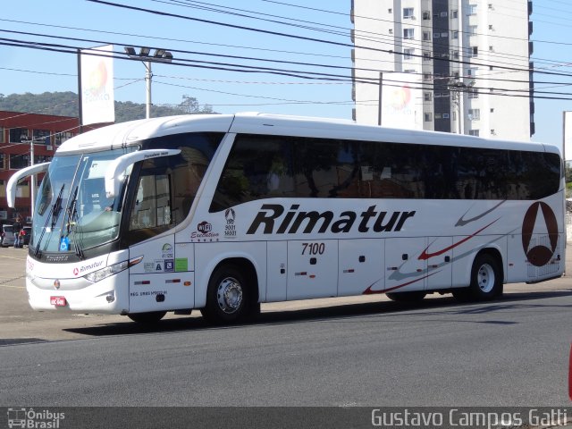 Rimatur Transportes 7100 na cidade de Joinville, Santa Catarina, Brasil, por Gustavo Campos Gatti. ID da foto: 5880505.