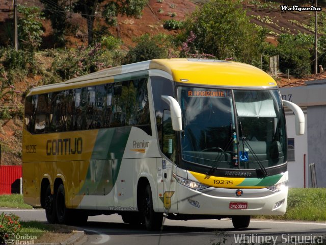 Empresa Gontijo de Transportes 19235 na cidade de Manhuaçu, Minas Gerais, Brasil, por Whitiney Siqueira. ID da foto: 5883577.