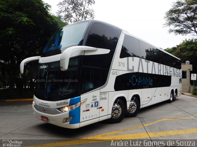 Auto Viação Catarinense 3713 na cidade de São Paulo, São Paulo, Brasil, por André Luiz Gomes de Souza. ID da foto: 5893278.