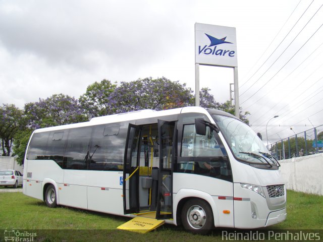 Ônibus Particulares 5854 na cidade de Curitiba, Paraná, Brasil, por Reinaldo Penha. ID da foto: 5893229.