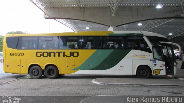 Empresa Gontijo de Transportes 18620 na cidade de Taubaté, São Paulo, Brasil, por Alex Ramos Ribeiro. ID da foto: 5895712.