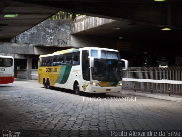 Empresa Gontijo de Transportes 12065 na cidade de Belo Horizonte, Minas Gerais, Brasil, por Paulo Alexandre da Silva. ID da foto: 5894511.