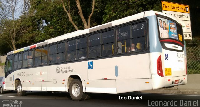 Translitoral Transportes E22032C na cidade de Rio de Janeiro, Rio de Janeiro, Brasil, por Leonardo Daniel. ID da foto: 5896349.