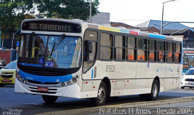 Viação Madureira Candelária B75625 na cidade de Rio de Janeiro, Rio de Janeiro, Brasil, por Cristiano Soares da Silva. Número da foto: #5896710.