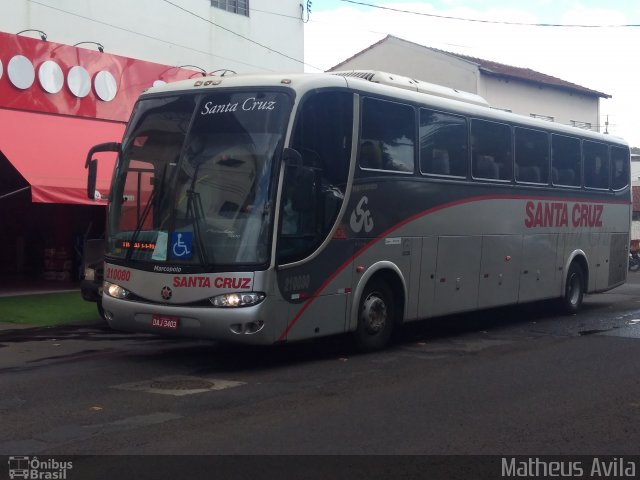 Viação Santa Cruz 210080 na cidade de Alpinópolis, Minas Gerais, Brasil, por Matheus Avila. Número da foto: #5900717.
