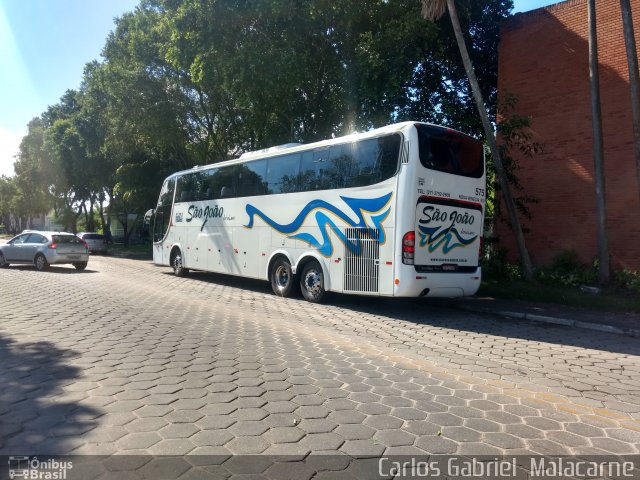 São João Turismo 575 na cidade de Vitória, Espírito Santo, Brasil, por Carlos Gabriel  Malacarne. ID da foto: 5903131.