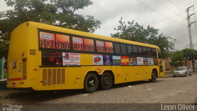 Ônibus Particulares 0796 na cidade de Caruaru, Pernambuco, Brasil, por Leon Oliver. ID da foto: 5905341.