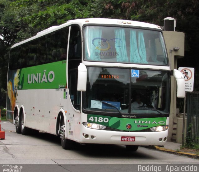 Empresa União de Transportes 4180 na cidade de São Paulo, São Paulo, Brasil, por Rodrigo  Aparecido. ID da foto: 5852278.