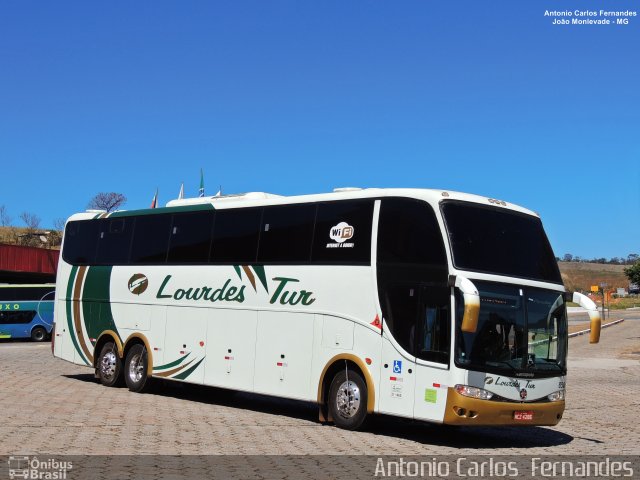 Lourdes Tur 850 na cidade de João Monlevade, Minas Gerais, Brasil, por Antonio Carlos Fernandes. Número da foto: #5908991.