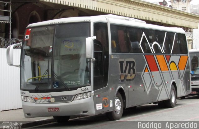 VB Transportes e Turismo 5054 na cidade de São Paulo, São Paulo, Brasil, por Rodrigo  Aparecido. ID da foto: 5856691.