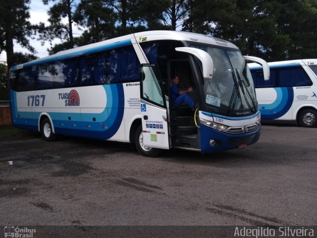 Turis Silva 1767 na cidade de Porto Alegre, Rio Grande do Sul, Brasil, por Adegildo Silveira. Número da foto: #5859354.