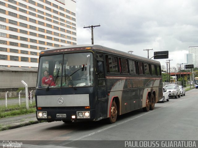 B. Zumbi 5074 na cidade de Curitiba, Paraná, Brasil, por Paulobuss  Guaratuba. ID da foto: 5861190.