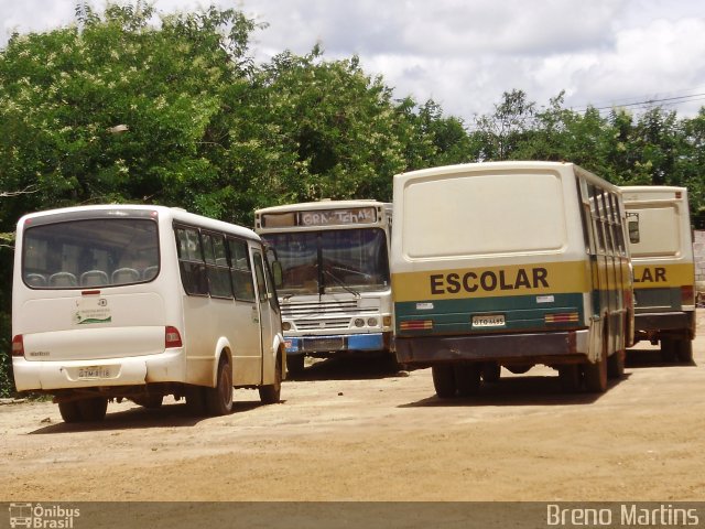 Escolares 8918 na cidade de Capelinha, Minas Gerais, Brasil, por Breno Martins. ID da foto: 5860116.