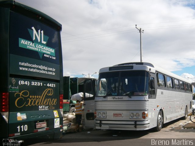 Ônibus Particulares 1001 na cidade de Santa Cruz do Capibaribe, Pernambuco, Brasil, por Breno Martins. ID da foto: 5860100.