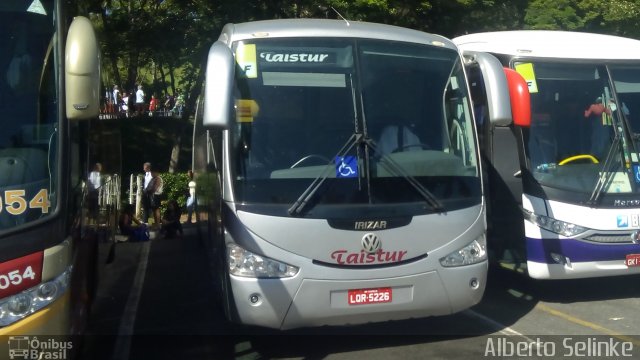 Taistur 5226 na cidade de Aparecida, São Paulo, Brasil, por Alberto Selinke. Número da foto: #5864033.