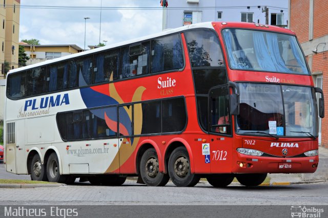 Pluma Conforto e Turismo 7012 na cidade de Santa Maria, Rio Grande do Sul, Brasil, por Matheus Etges. Número da foto: #5864453.
