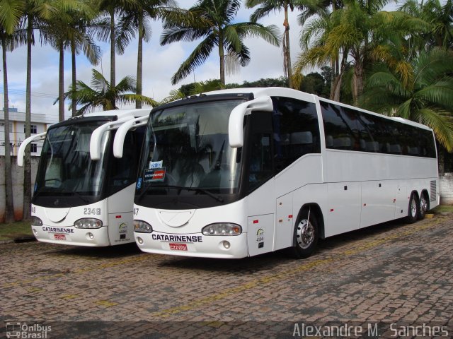 Auto Viação Catarinense 2347 na cidade de Blumenau, Santa Catarina, Brasil, por Alexandre M.  Sanches. Número da foto: #5865393.