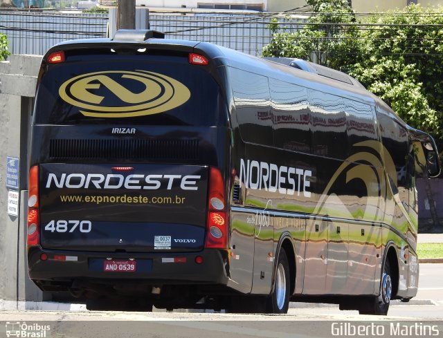 Expresso Nordeste 4870 na cidade de Londrina, Paraná, Brasil, por Gilberto Martins. ID da foto: 5913096.