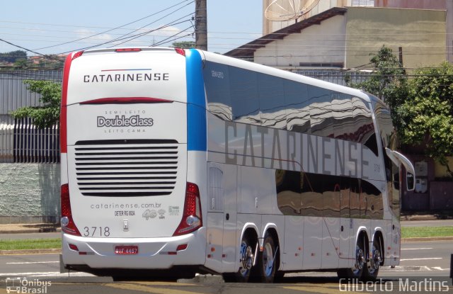 Auto Viação Catarinense 3718 na cidade de Londrina, Paraná, Brasil, por Gilberto Martins. ID da foto: 5912946.