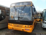 Ônibus Particulares 7221 na cidade de Campo Largo, Paraná, Brasil, por Diego Bianco. Número da foto: #:id.