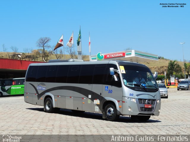 VH Tur Transporte e Turismo 50 na cidade de João Monlevade, Minas Gerais, Brasil, por Antonio Carlos Fernandes. ID da foto: 5931294.