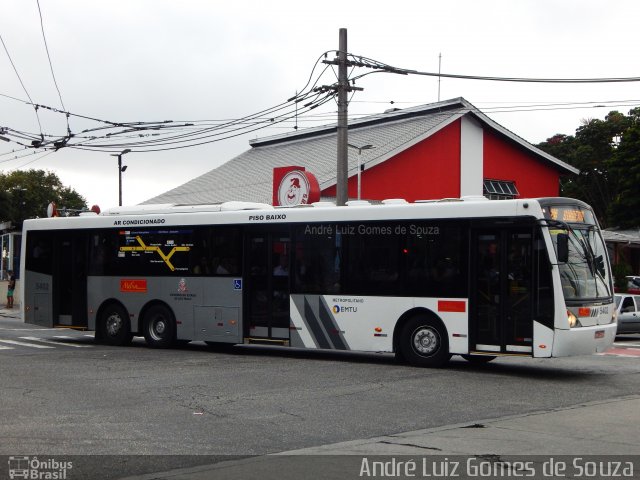 Metra - Sistema Metropolitano de Transporte 5402 na cidade de São Paulo, São Paulo, Brasil, por André Luiz Gomes de Souza. ID da foto: 5933761.