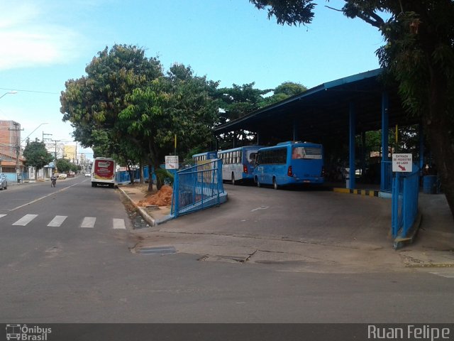 Terminais Rodoviários e Urbanos  na cidade de Imperatriz, Maranhão, Brasil, por Ruan Felipe Melo Fonseca. ID da foto: 5934134.