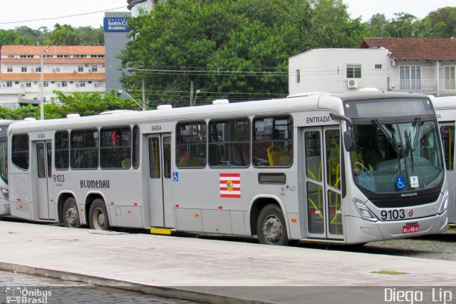 BluMob - Concessionária de Transporte Urbano de Blumenau 9103 na cidade de Blumenau, Santa Catarina, Brasil, por Diego Lip. ID da foto: 5933916.