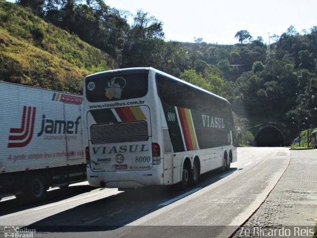 Viasul - Auto Viação Venâncio Aires 8000 na cidade de Petrópolis, Rio de Janeiro, Brasil, por Zé Ricardo Reis. ID da foto: 5936604.