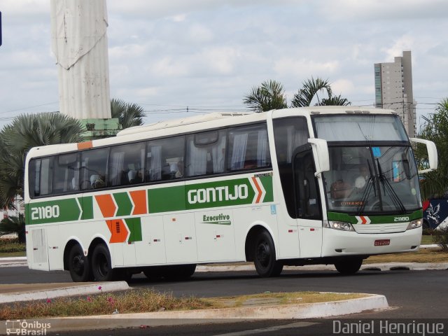 Empresa Gontijo de Transportes 21180 na cidade de Rio Verde, Goiás, Brasil, por Daniel Henrique. Número da foto: #5943371.