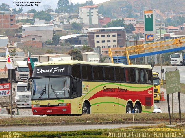 Gabriela Turismo 9800 na cidade de João Monlevade, Minas Gerais, Brasil, por Antonio Carlos Fernandes. Número da foto: #5944943.