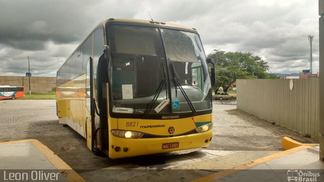 Viação Itapemirim 8821 na cidade de Caruaru, Pernambuco, Brasil, por Leon Oliver. ID da foto: 5953449.