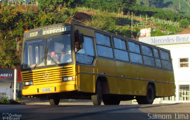 Ônibus Particulares 8092 na cidade de Manhuaçu, Minas Gerais, Brasil, por Saimom  Lima. Número da foto: #5955050.