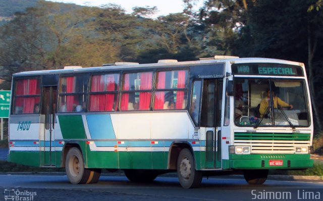 Ônibus Particulares 1400 na cidade de Manhuaçu, Minas Gerais, Brasil, por Saimom  Lima. ID da foto: 5955029.