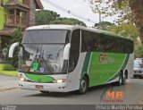 Ônibus Particulares 7680 na cidade de Campos do Jordão, São Paulo, Brasil, por Prisco Martin Pereira. ID da foto: :id.