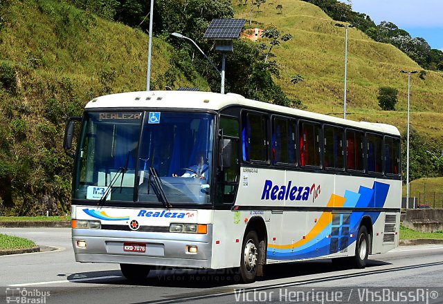 Realeza Turismo 400 na cidade de Petrópolis, Rio de Janeiro, Brasil, por Victor Henrique. ID da foto: 5961662.