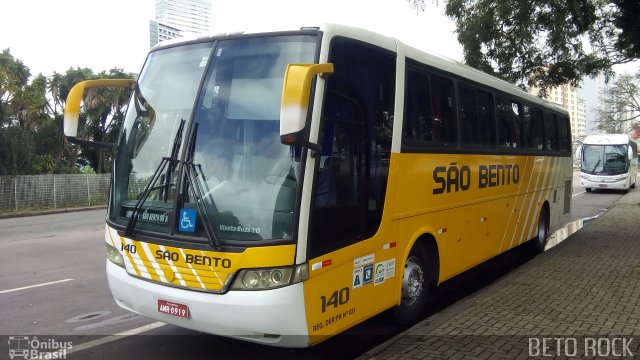Expresso São Bento 140 na cidade de Curitiba, Paraná, Brasil, por Alberto Selinke. Número da foto: #5961315.