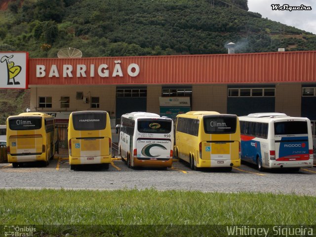 Viação Itapemirim 9047 na cidade de Manhuaçu, Minas Gerais, Brasil, por Whitiney Siqueira. Número da foto: #5967443.