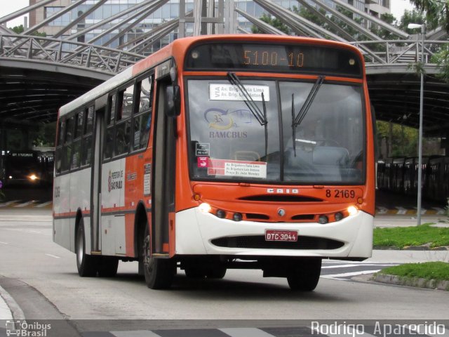 Viação Gato Preto 8 2169 na cidade de São Paulo, São Paulo, Brasil, por Rodrigo  Aparecido. Número da foto: #5968062.