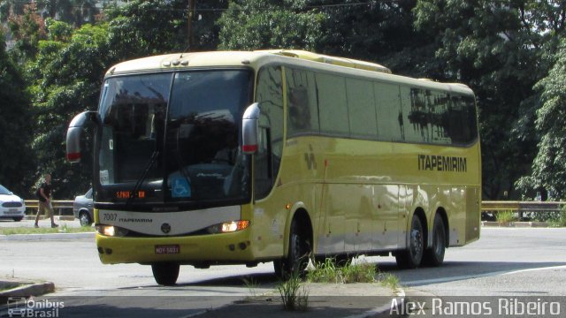 Viação Itapemirim 7007 na cidade de São Paulo, São Paulo, Brasil, por Alex Ramos Ribeiro. ID da foto: 5970630.