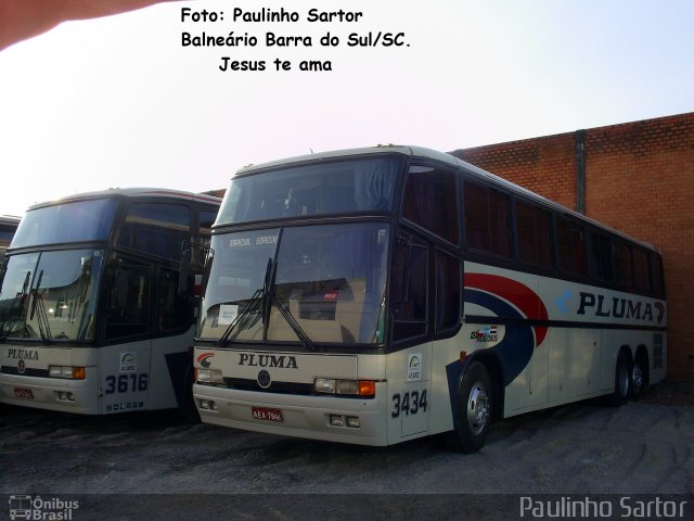 Pluma Conforto e Turismo 3434 na cidade de Biguaçu, Santa Catarina, Brasil, por Paulinho Sartor. Número da foto: #5916204.