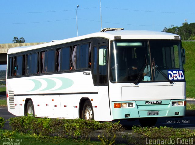 Ônibus Particulares 3400 na cidade de Miracatu, São Paulo, Brasil, por Leonardo Fidelli. ID da foto: 5973085.