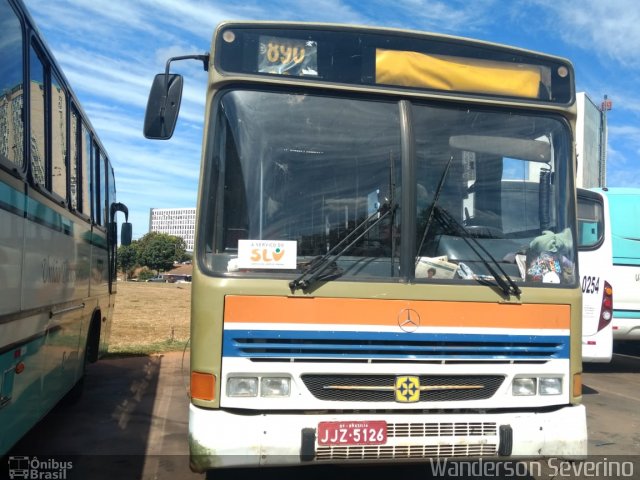 Ônibus Particulares 5126 na cidade de Brasília, Distrito Federal, Brasil, por Wanderson Severino. ID da foto: 5972897.