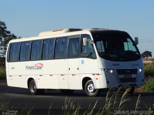 Primeira Classe Transportes 1245 na cidade de Rio Verde, Goiás, Brasil, por Daniel Henrique. Número da foto: #5919023.
